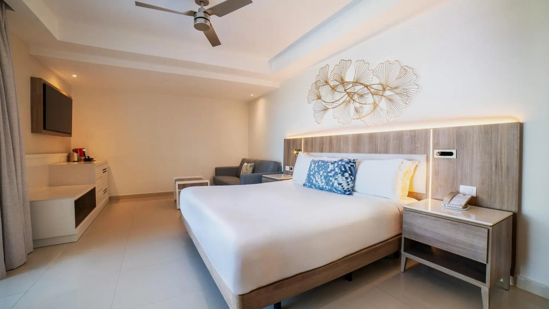 *****  Hideaway At Royalton Punta Cana, An Autograph Collection All-Inclusive Resort & Casino, Adults Only República Dominicana